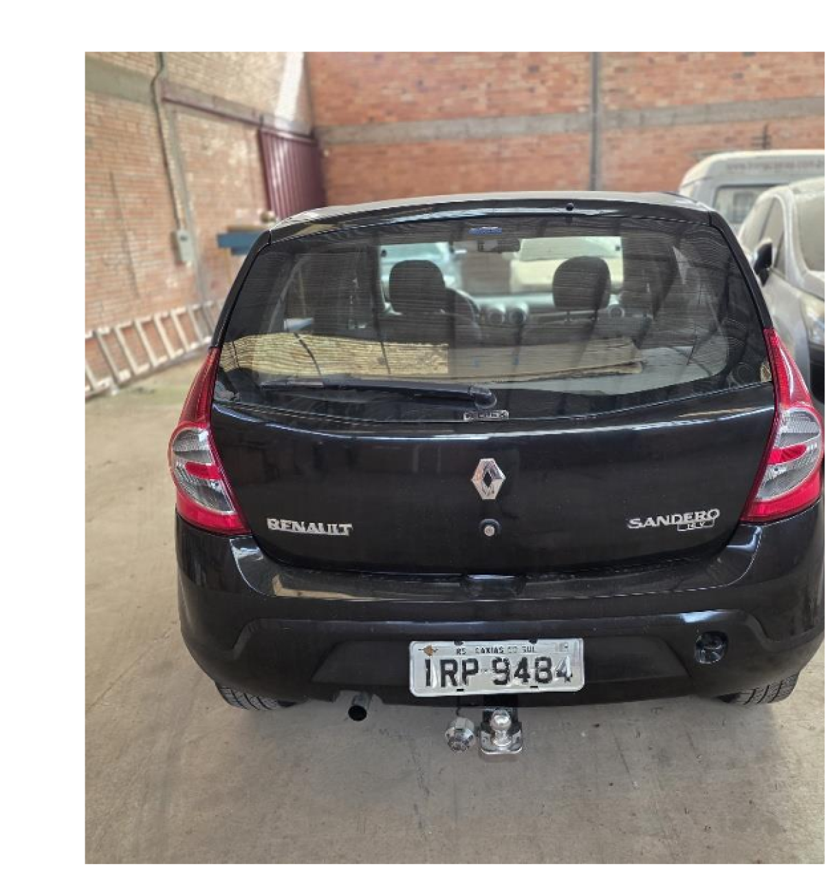 LOTE 02 / 01 (UM) RENAULT/SANDERO EXP 1016V 2011/2011