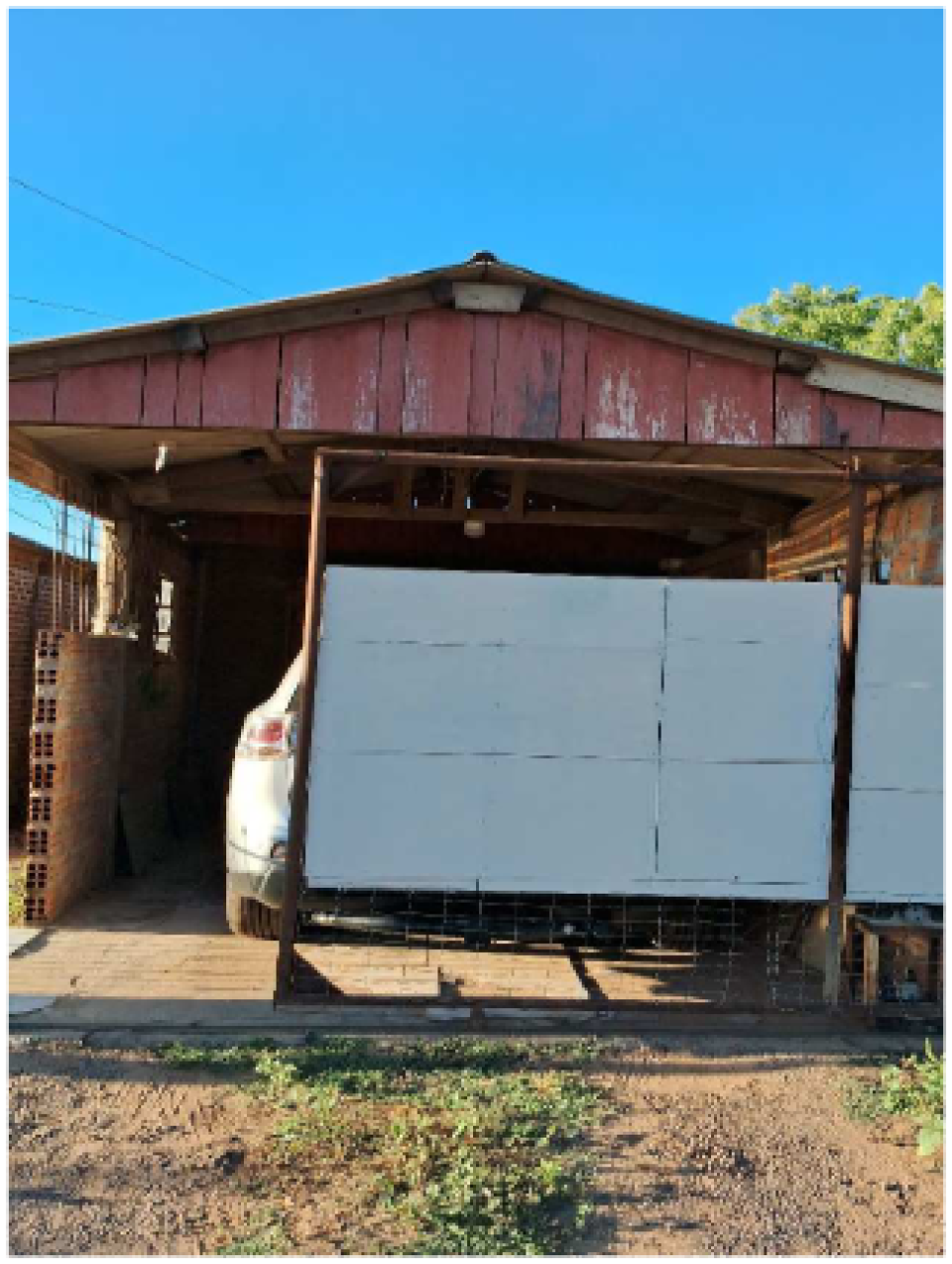 LOTE 03 / 01 (UM) PRÉDIO DE ALVENARIA NA CIDADE DE ITAQUI/RS