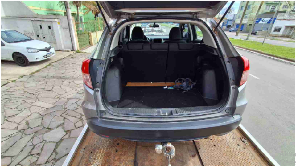 LOTE 06 / 01 HONDA/HR-V LX CVT ANO 2015 MODELO 2016