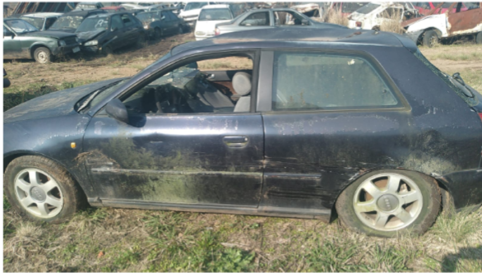 LOTE 16 / 01 AUDI A3 1.8 ANO 1998 MODELO 1999